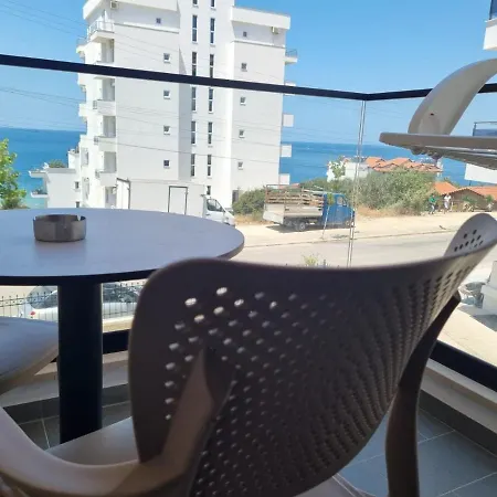 Garden Sea View *